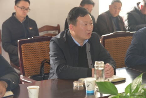 公司召開討論預備黨員轉(zhuǎn)正支部大會